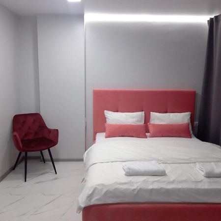 Pure Apartments Vip 2 Leópolis Exterior foto
